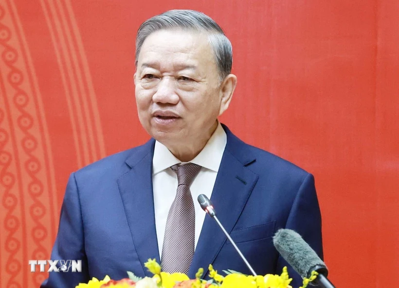 Bài viết "Vươn mình trong hội nhập quốc tế" của Tổng Bí thư Tô Lâm
