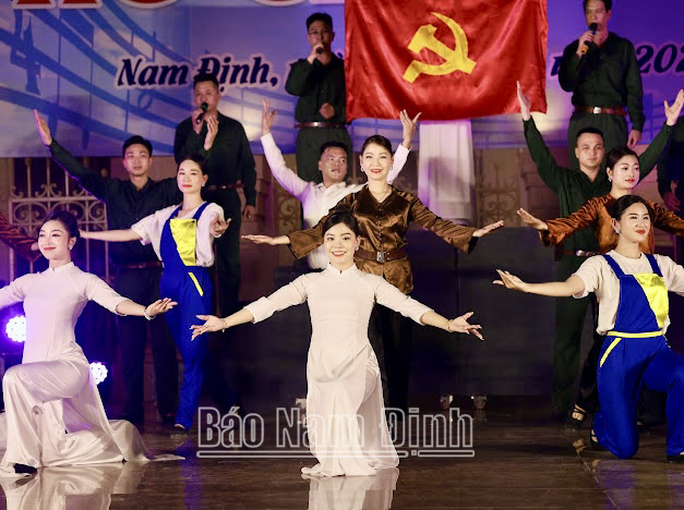 Chương trình nghệ thuật “Bài ca Hồ Chí Minh”