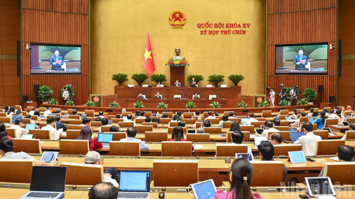 Người dân, doanh nghiệp có thể tiếp tục dùng giấy tờ cũ đến khi hết hạn sau sáp nhập